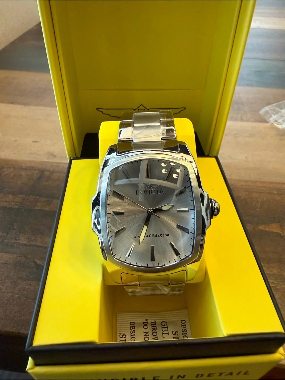Invicta Lupah Men's 44-47.9mm Quartz Stainless Steel Silver 50798 Analog 30m